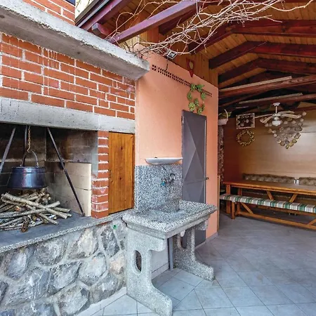 In With Kitchen Apartman *