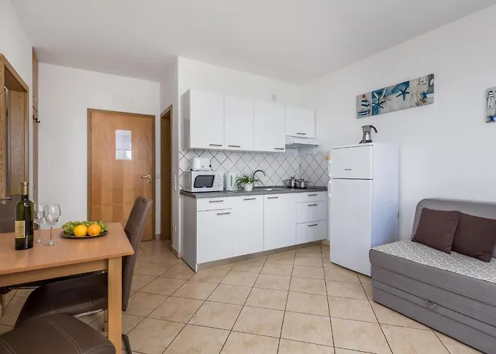In With Kitchen Volosko