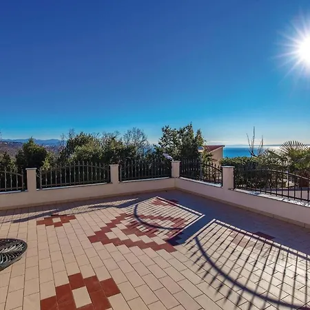 Nice Apartment In Volosko With House Sea View * فولوسكو