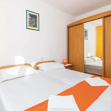 Nice Apartment In Volosko With House Sea View