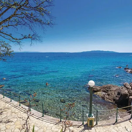شقة Nice Apartment In Volosko With House Sea View *