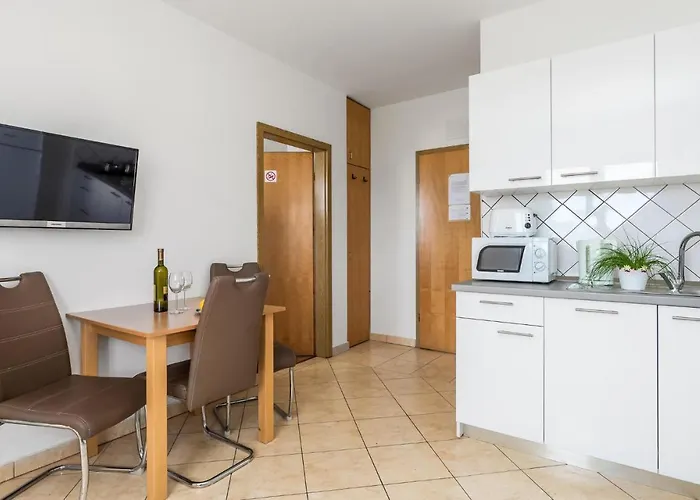 In With Kitchen * Volosko